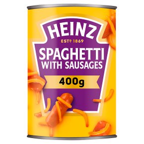 Heinz spaghetti with sausages in tomato sauce