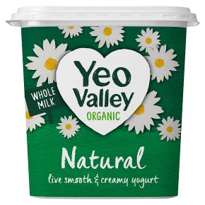 Yeo Valley natural bio live yeogurt