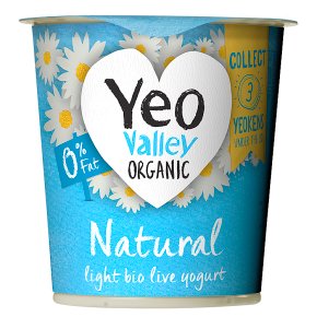 Yeo Valley organic 0% fat natural yogurt