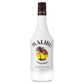 Malibu Caribbean Rum with Coconut Flavour