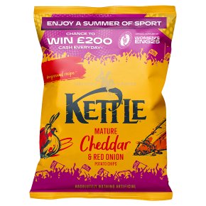 Kettle Chips mature cheddar & red onion