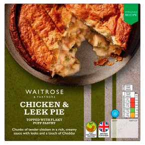 Chicken, leek & white wine pie