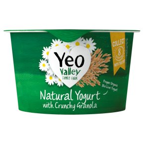 Yeo Valley Natural Yogurt with Crunchy Granola