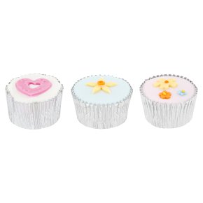 Waitrose Hearts & Flowers Cupcake
